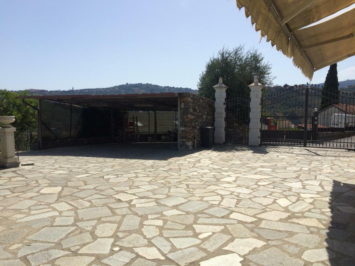 Villa Con Piscina A Imperia, Italy Dış mekan fotoğraf